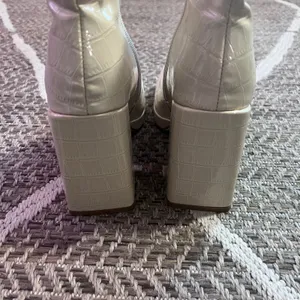 Vivianly Chunky Heel Ankle Boot Sz 9 thumbnail 8