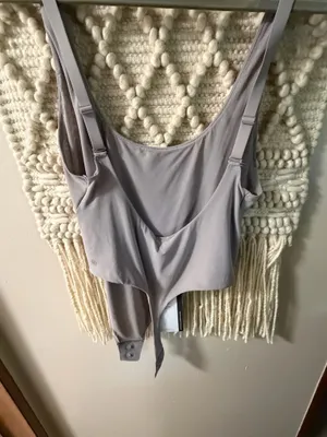 Lululemon thumbnail 2