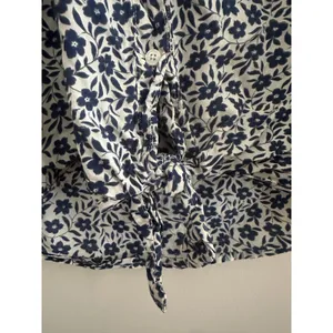 J. Crew 100% Cotton Navy Floral Print Short Sleeve Tie-Front Top Blouse Women S thumbnail 3