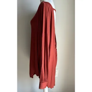 Free People Clay Red Open Back Knot Twisted Soft Ribbed Blouse Size Large thumbnail 3