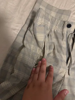 Men’s plaid H&M pants XS thumbnail 3