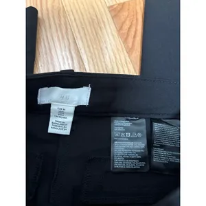 H&M Women's Black Straight Leg Dress Pants Trousers Size 4 thumbnail 8
