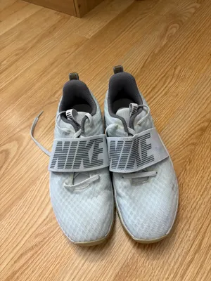 Nike  thumbnail 2