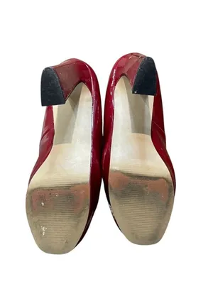 Vintage Y2K-era ELLE red patent leather platform pumps heels thumbnail 9