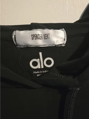 ALO Yoga Black Long Sleeve Hoodie Pullover thumbnail 12