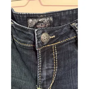 Silver Jeans Co Aiko Bootcut Dark Wash‎ Embellished Pocket Jeans Womens thumbnail 5