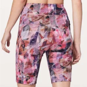 Lululemon On Pace Short 10" Inseam Sun Dazed Multi Pink Size 4 thumbnail 2