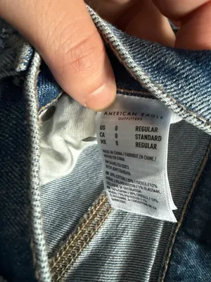 American Eagle Highest Rise 90s Boyfriend jeans thumbnail 3