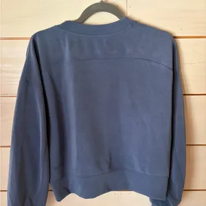 Lululemon soft stream Cropped Crewneck Sweatshirt in Slate Blue thumbnail 2