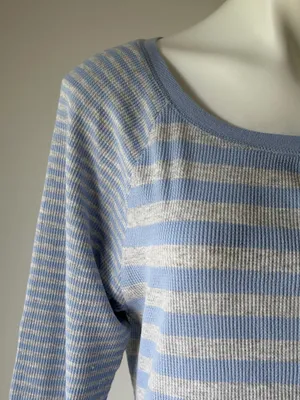 Old Navy Classic Y2K Waffle Knit Long Sleeve Top thumbnail 2