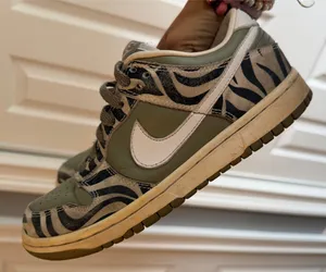 Nike Dunk Low Pro Daktari 2003 Olive Men's Zebra Size: 6 thumbnail 8
