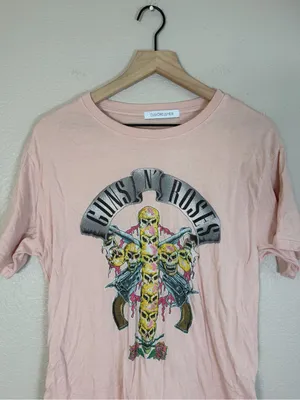 Daydreamer x Revolve Guns & Roses Pink Band Tee Small $90 thumbnail 3