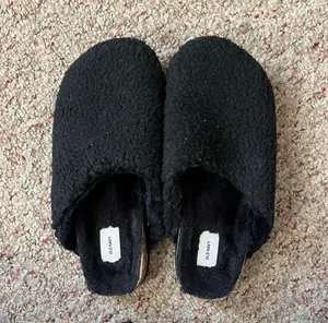 Old Navy Clogs thumbnail 1