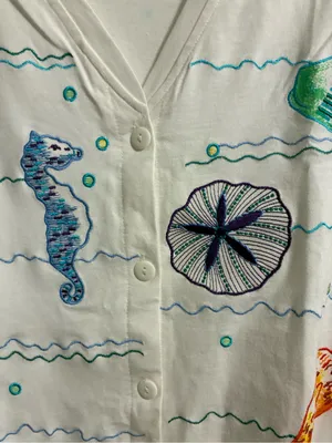 Westbound White Embroidered Sea Life Button-Front Top M thumbnail 4