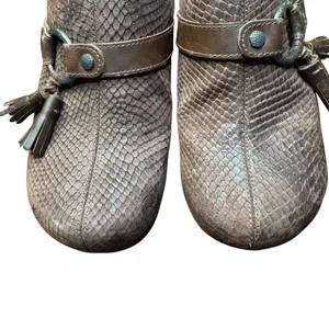 Dansko Clogs Shoes Womens Size 9.5 EU 40 Brown Leather‎ Tassel Slip On Comfort thumbnail 2