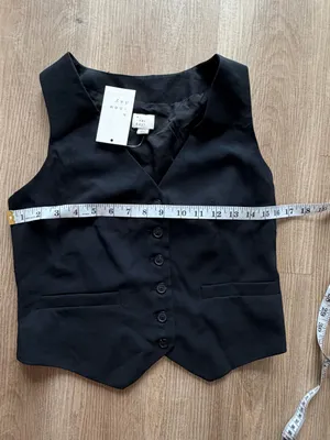 Black Button thumbnail 3