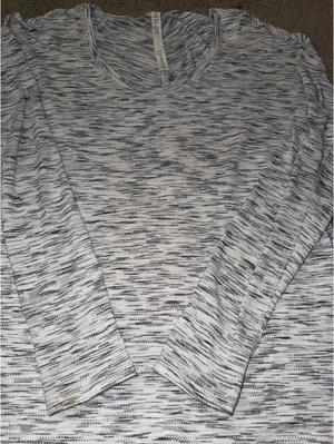 Lululemon White & Gray Long Sleeve Tee thumbnail 4