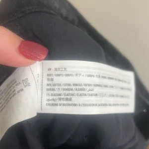 ✨Abercrombie & Fitch High Rise 90s Relaxed Black Sz 27/4L Jeans✨ thumbnail 8