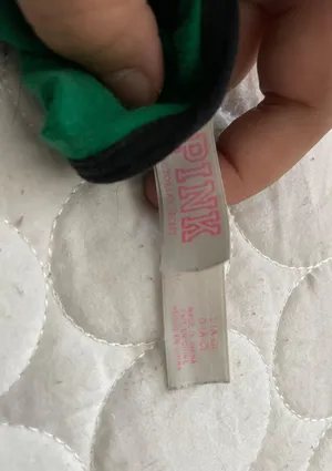 PINK Victoria’s Secret Christmas Sports Bra thumbnail 3