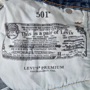 Levis Premium 501 Original 90s Straight Leg Jeans Medium Wash Blue W24 L30 A1959 thumbnail 7