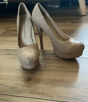 Chinese Laundry WOW Cream rounded toe Platform Pumps/Heels thumbnail 10