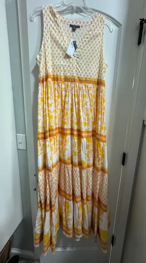 Dress White Size M thumbnail 3
