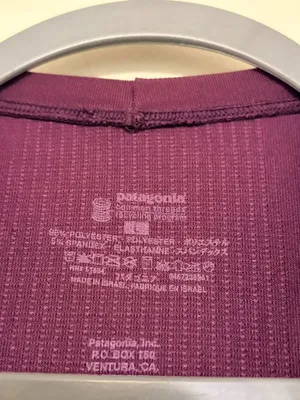 Women's Mauve Patagonia Capilene Cool Trail T-Shirt Purple Size Large thumbnail 2
