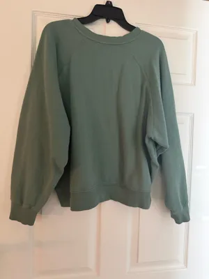Old Navy Green Crewneck Sweatshirt Women’s Large thumbnail 3