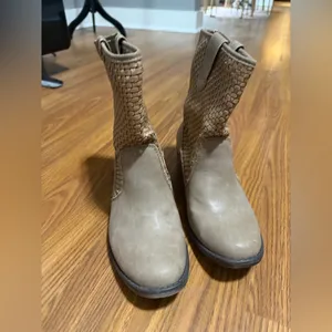 BareTraps Quest woven shaft booties size 8 thumbnail 2