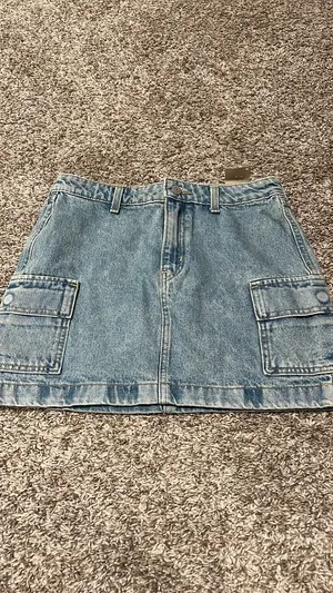 Levi’s Denim Skirt thumbnail 3