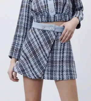 Zara‎ Tweed Weave Mini Skirt in Blue Denim Combination Size Medium thumbnail 1
