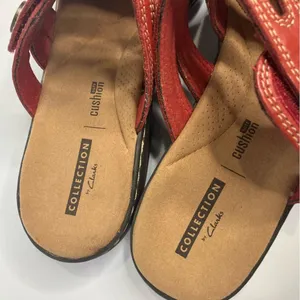 Clarks Leisa Grace red leather slide sandals women’s size 7‎ boho comfort shoes thumbnail 3