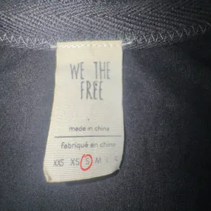 We‎ The Free Free People Black V-Neck Sleeveless Top Contrast Stitch Small thumbnail 2