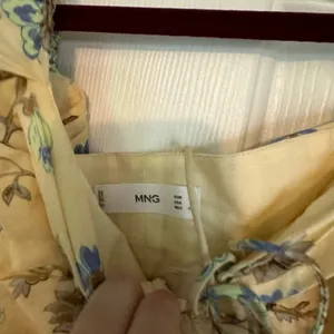 Mango floral blouse thumbnail 8