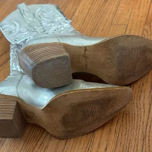 Silver Cowboy Boots Size 6 thumbnail 9
