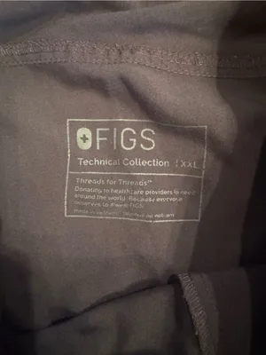 FIGS Women's Charcoal Grey Kade Cargo Scrub Pants - Size XXL (EUC) thumbnail 3