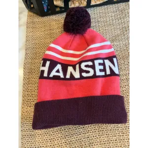 Helly Hansen NWOT Womens Ridgeline Pom Beanie Knit Winter Hat 67150 thumbnail 3