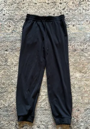Lululemon Joggers thumbnail 1