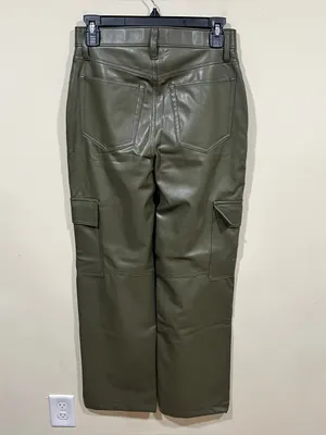 NWT Abercrombie & Fitch ‘90s Relaxed High Rise Vegan Leather Cargo Pants, sz 4 thumbnail 7
