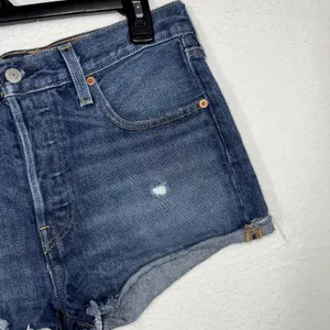 Levis 501 Premium Shorts Womens 28 Blue High Rise Distressed Cutoff Denim thumbnail 3