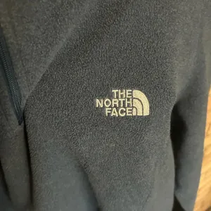 The North Face Quarter Zip Navy Blue Fleece Women’s Size XL Long Sleeve Cozy thumbnail 2