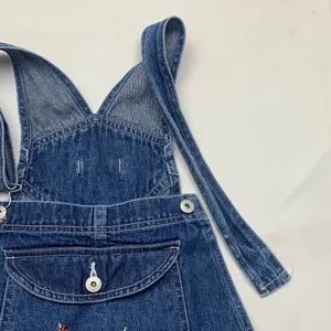 Tweety vintage women's medium Embroidered Denim Overalls thumbnail 7