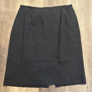 Chaus Black and White Textured‎ Pencil Skirt thumbnail 1
