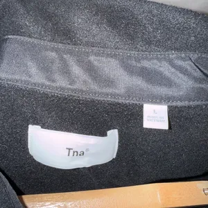 Aritzia TNA Sno Polar Micro Fleece Shirt - Black thumbnail 3