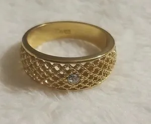 Vintage Avon Band Ring Gold Size 8 thumbnail 1