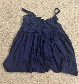 Mi Ami size xs shirt top flowy blue very cute thumbnail 1