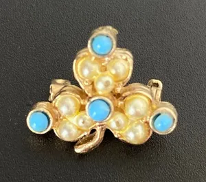 Mini Vintage MCM Shamrock Pin Irish Clover Brooch Turquoise & Seed Pearl Accents thumbnail 1