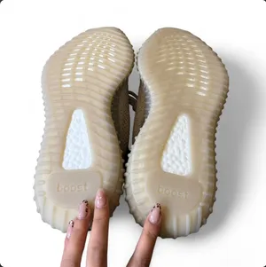 Yeezy Boost 350 V2 Adidas in Color Slate thumbnail 5