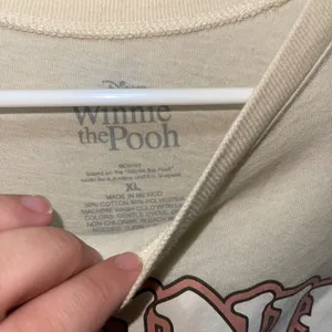 Disney Winnie the Pooh Graphic T-Shirt, Size XL thumbnail 3