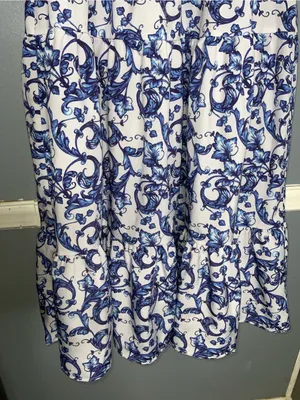 Blue & White Smocked Square Neck Floral Midi Dress Medium thumbnail 4
